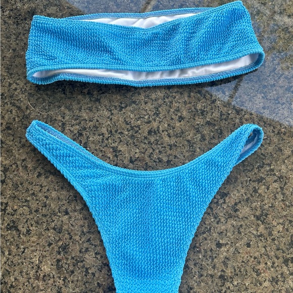 SHEIN Light Blue Bikini Set - Picture 2 of 3